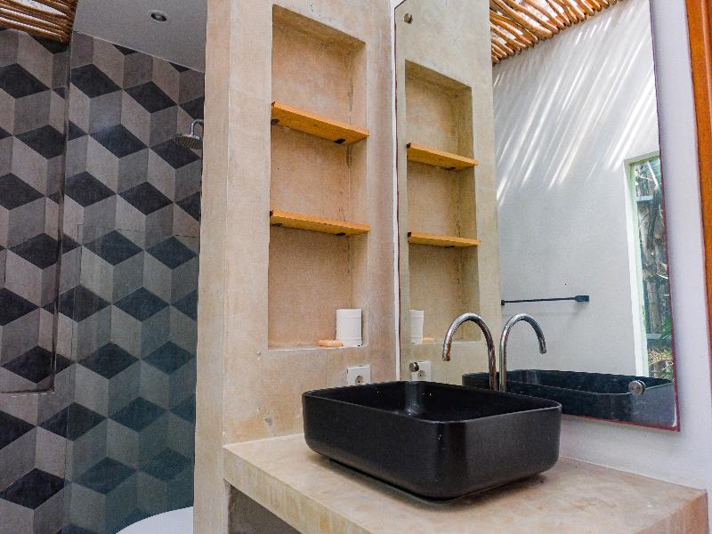 Villa Blue Margarita Canggu By Zuzu image