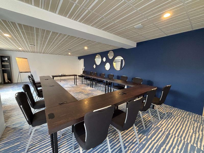 Ibis Styles Morlaix image