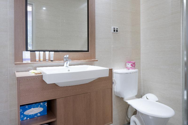 Quality Hotel Ambassador Perth image