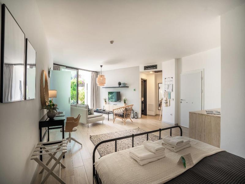 Payava Hotel By True Blue image