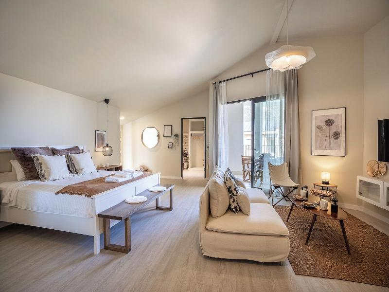 Payava Hotel By True Blue image