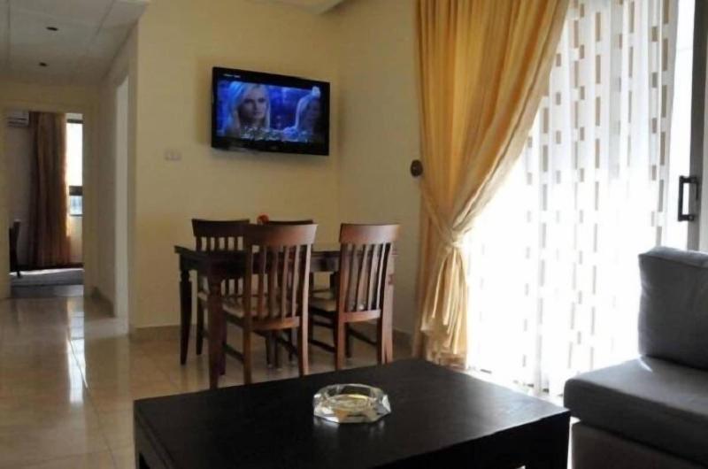 Golden Palace Hotel Apartments image