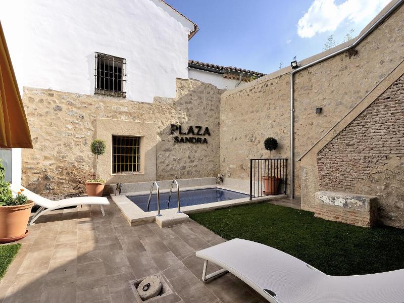 Plaza Sandra image