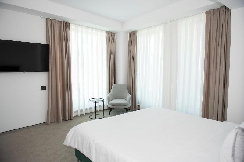 Cm111apparthotel image