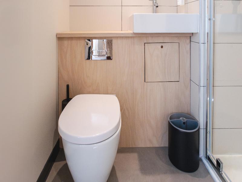 easyHotel Marseille Euromed image