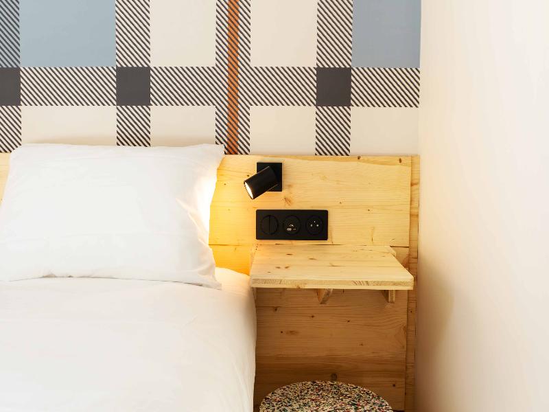 easyHotel Marseille Euromed image