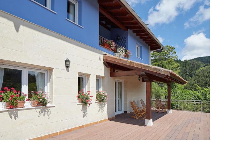 Hotel Txoriene