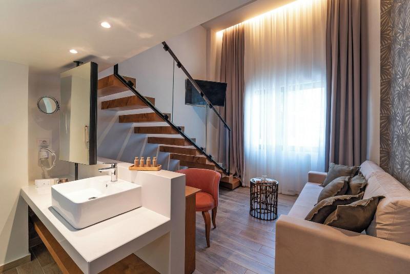 Naillac Boutique Hotel image