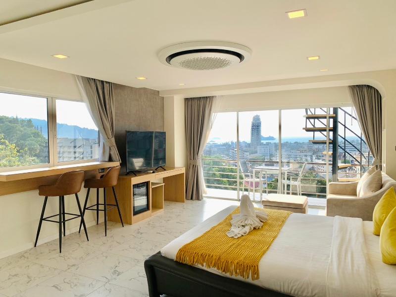 Oceanview Treasure Hotel And Residence