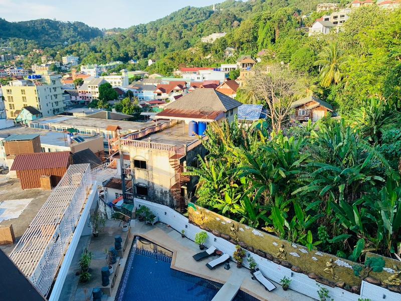 Oceanview Treasure Hotel And Residence