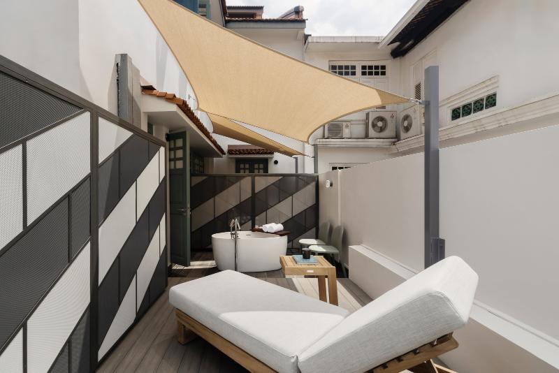Claude Hotel image