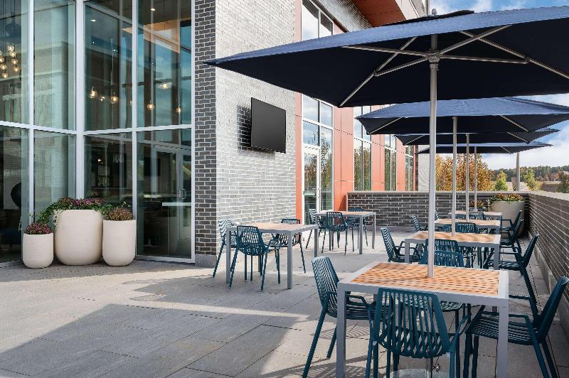 Hampton Inn & Suites By Hilton Pittsboro image