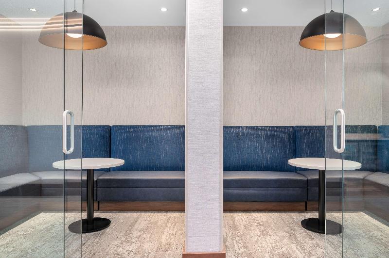 Hampton Inn & Suites By Hilton Pittsboro image