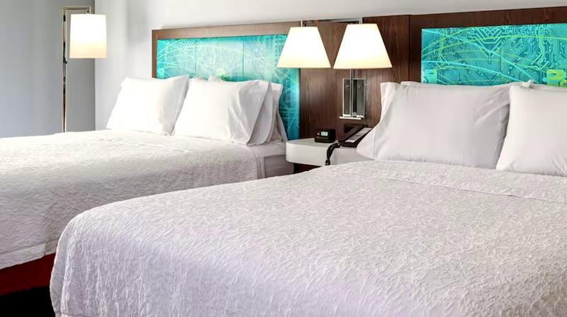 Hampton Inn & Suites By Hilton Pittsboro image