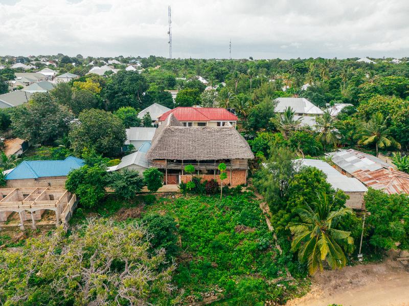 La Fotana Restaurant And Bungalows image