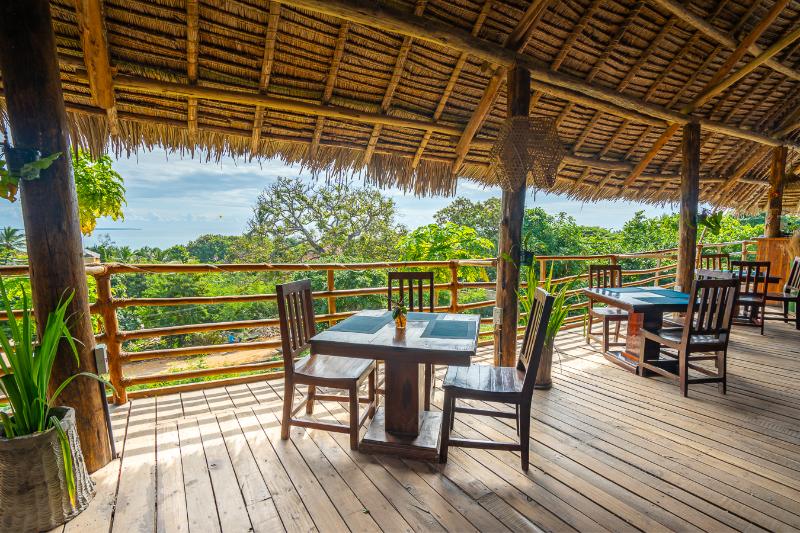 La Fotana Restaurant And Bungalows image