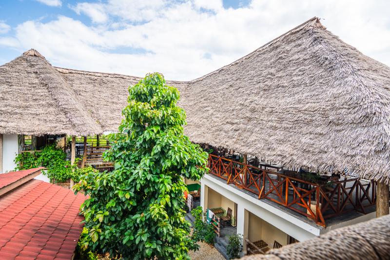 La Fotana Restaurant And Bungalows image