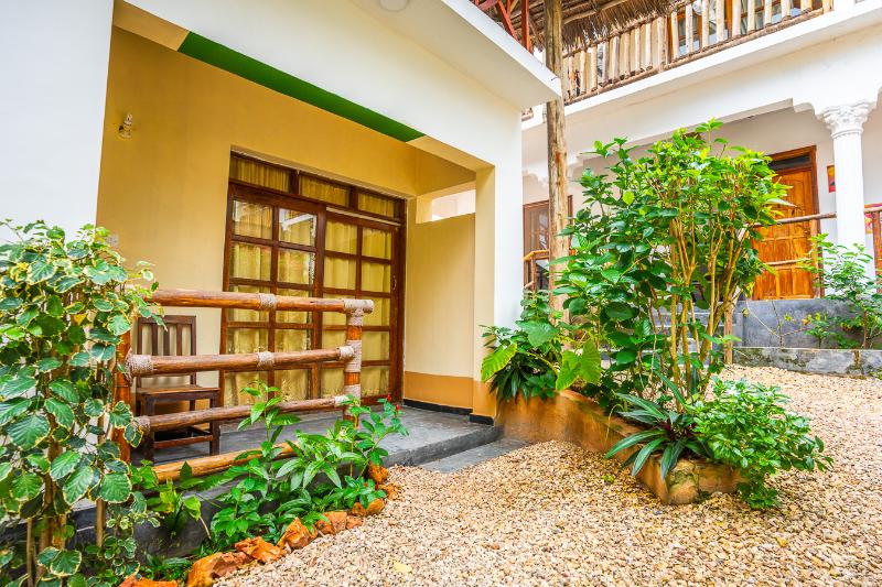 La Fotana Restaurant And Bungalows image