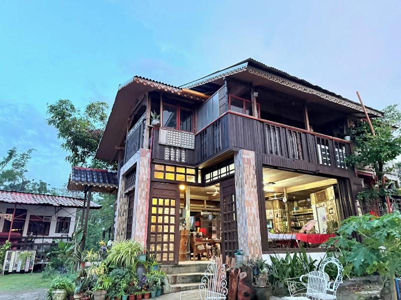 Reddoorz Hostel @ Hardin De Corales La Union image