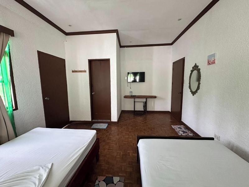 Reddoorz Hostel @ Hardin De Corales La Union image