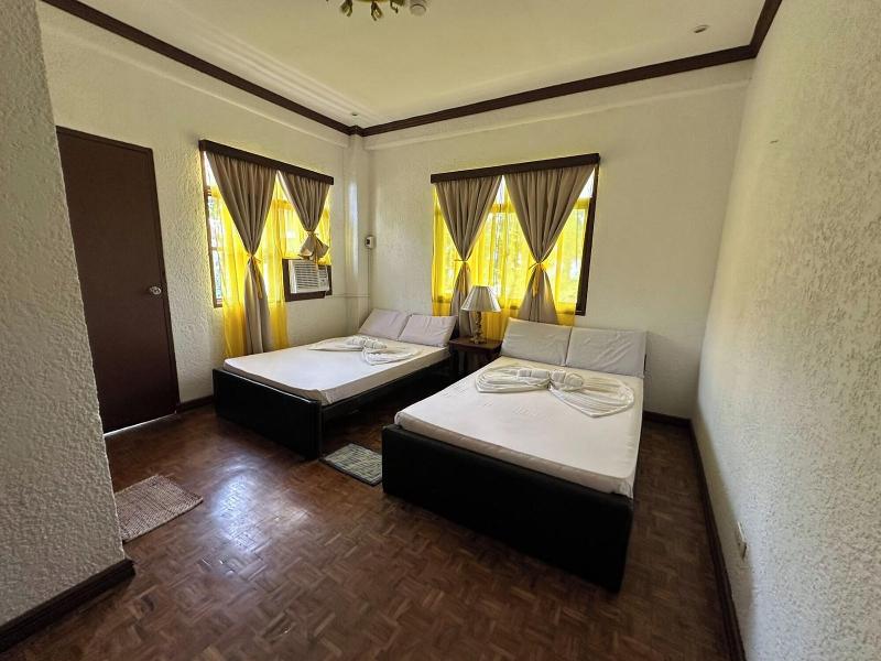 Reddoorz Hostel @ Hardin De Corales La Union image