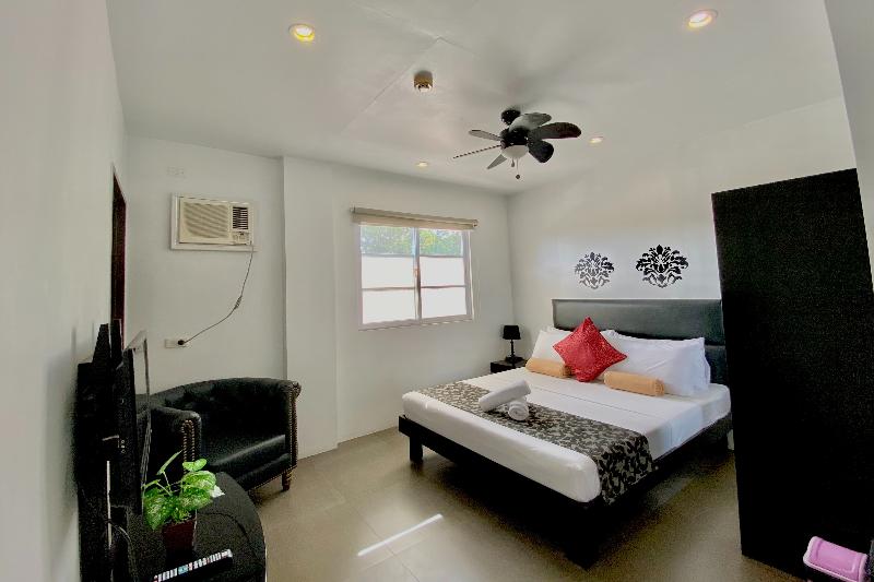 Micasa Lodge Palawan By Zuzu image