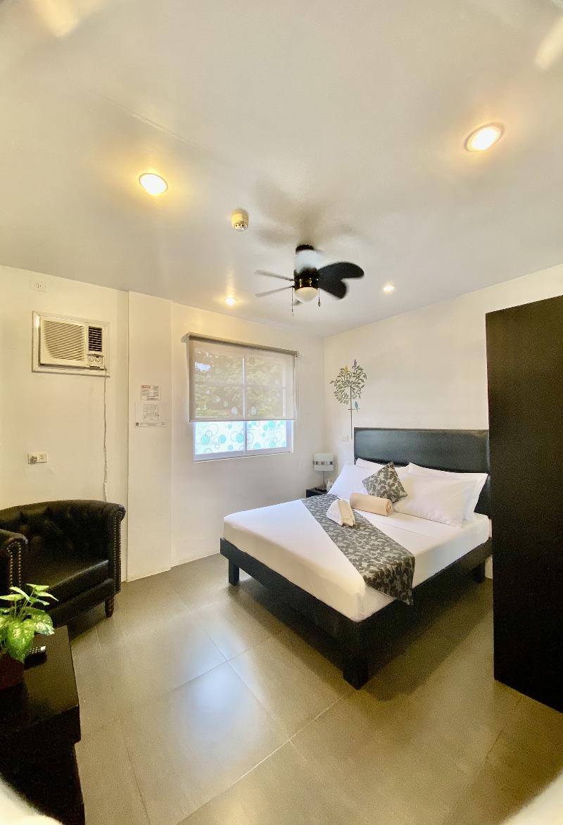 Micasa Lodge Palawan By Zuzu image