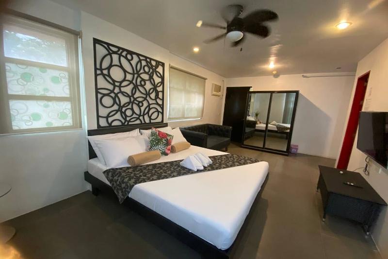 Micasa Lodge Palawan By Zuzu image