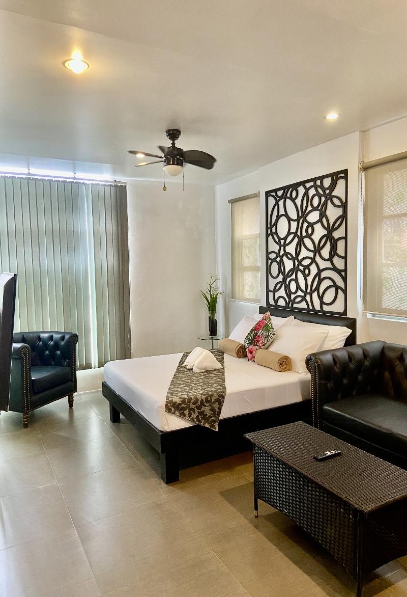 Micasa Lodge Palawan By Zuzu image