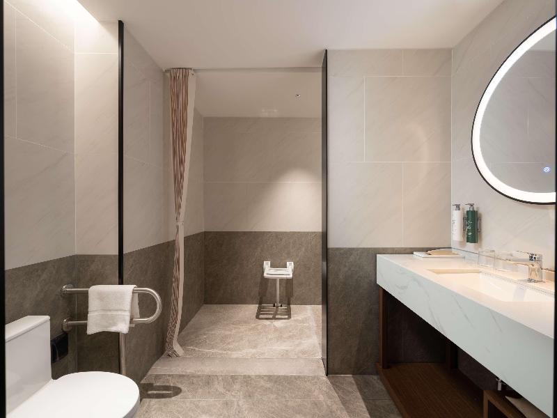 Hilton Garden Inn Tianjin Railway Station image