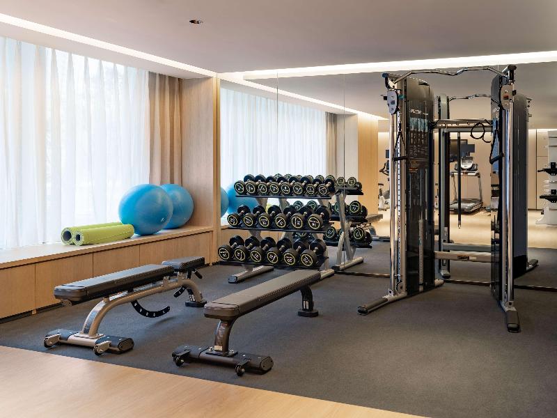 Hilton Garden Inn Shenzhen World Exhibit image