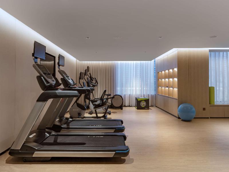 Hilton Garden Inn Shenzhen World Exhibit image
