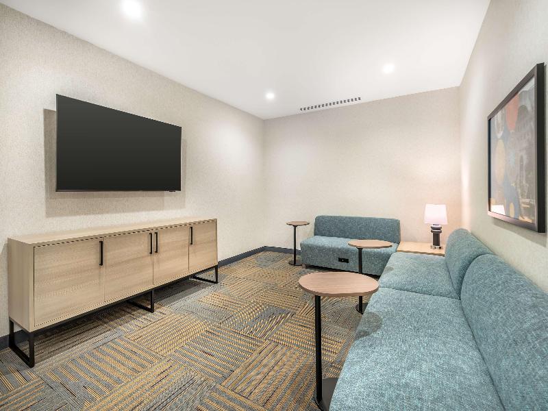 Home2 Suites By Hilton Reynoldsburg Columbus East image