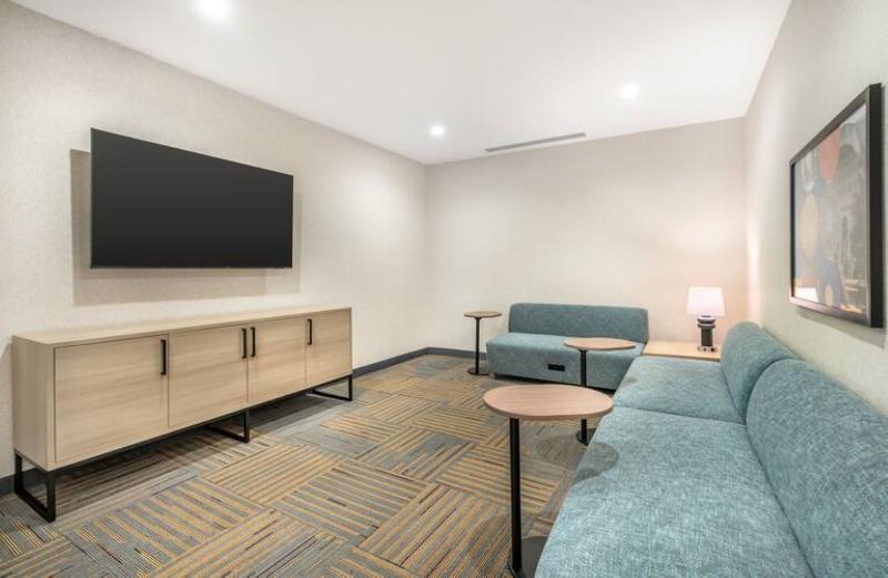 Home2 Suites By Hilton Reynoldsburg Columbus East image