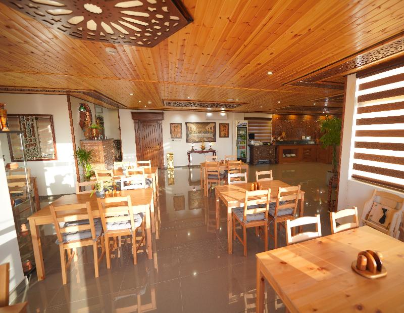 Petra Plaza Hotel image