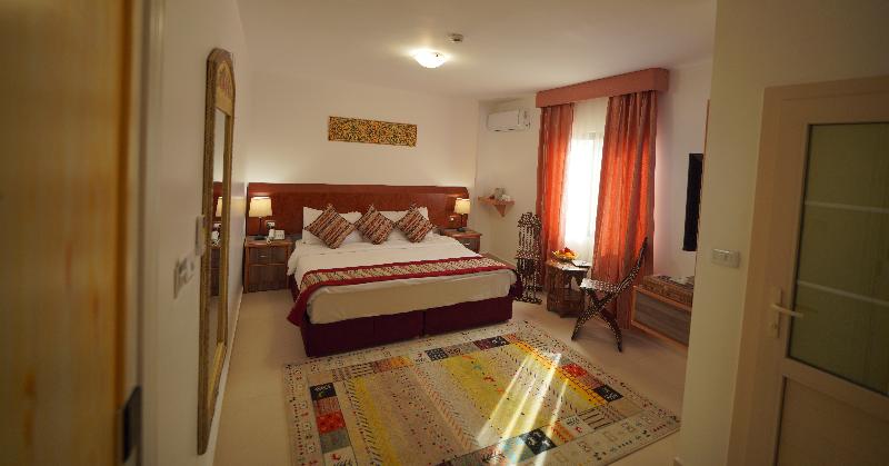 Petra Plaza Hotel image