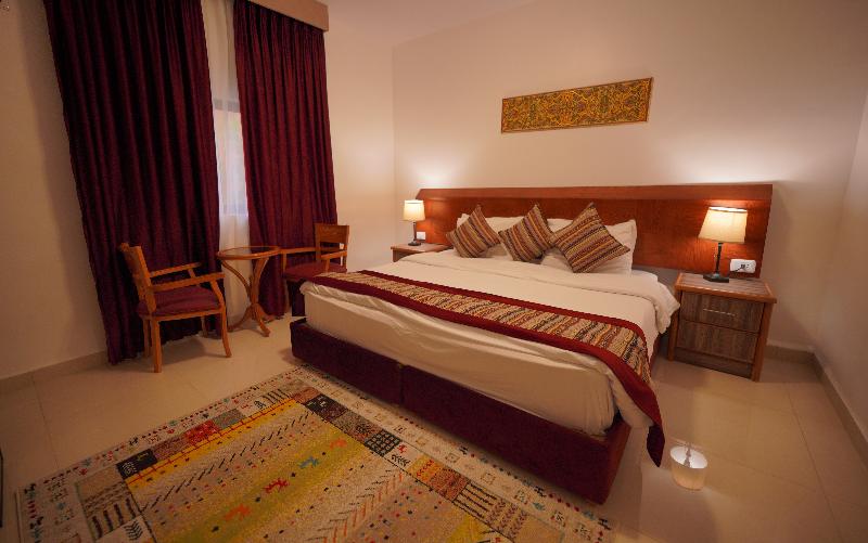 Petra Plaza Hotel image