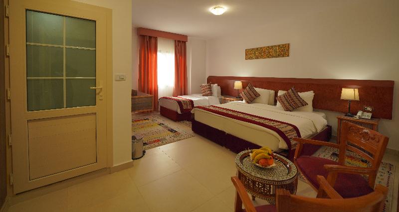 Petra Plaza Hotel image