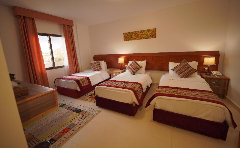 Petra Plaza Hotel image