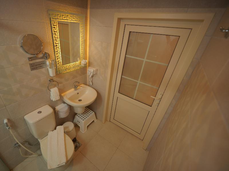 Petra Plaza Hotel image