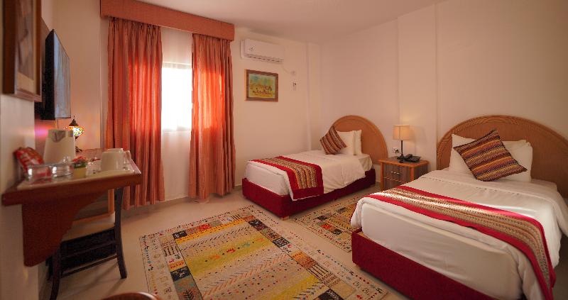 Petra Plaza Hotel image