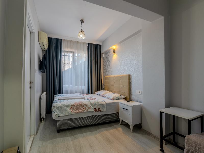 Airport Black Sea Hotel & Restaurant image