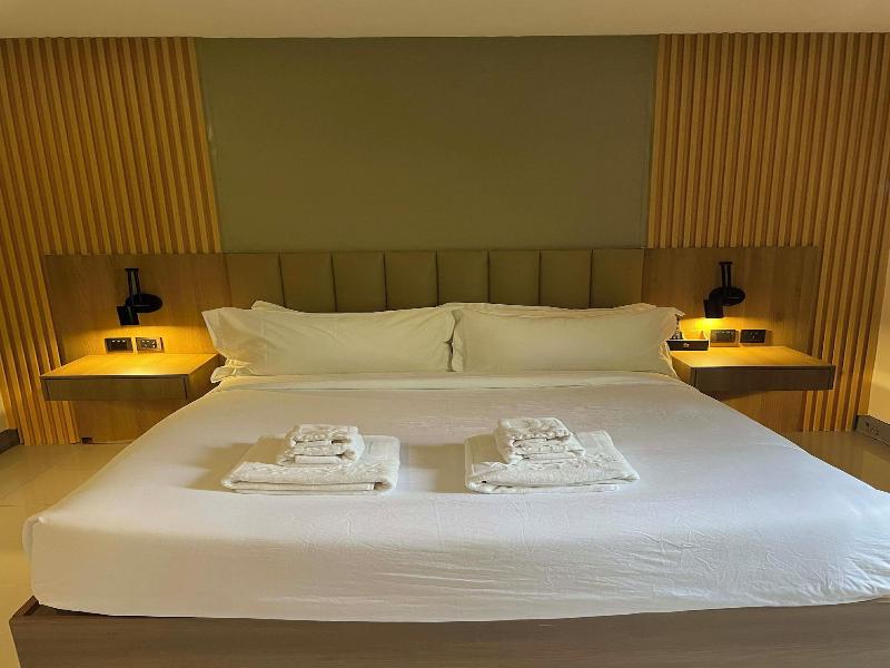 Dreamweavers Hotel 5