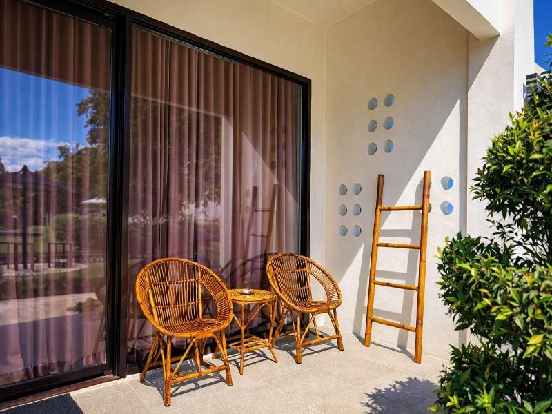 Nirvana Hotel Resort Tetebatu image