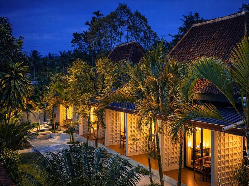 Nirvana Hotel Resort Tetebatu image
