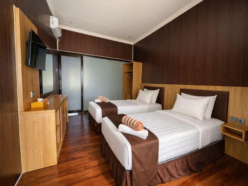 Nirvana Hotel Resort Tetebatu image