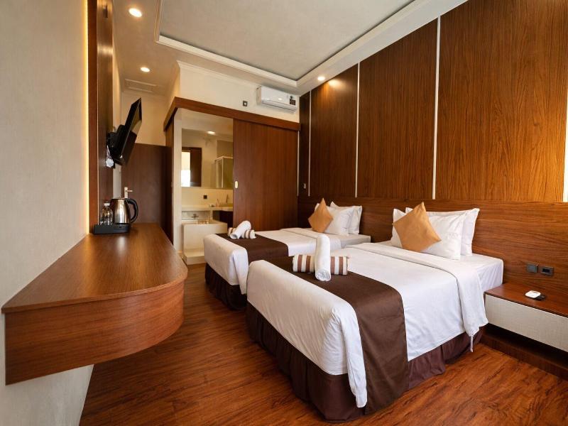 Nirvana Hotel Resort Tetebatu image