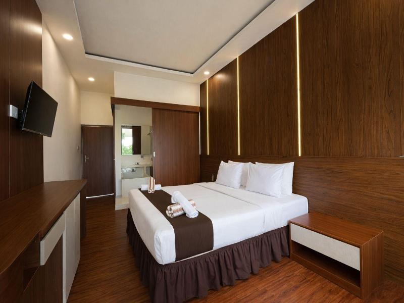 Nirvana Hotel Resort Tetebatu image