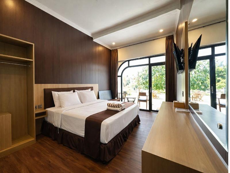 Nirvana Hotel Resort Tetebatu image