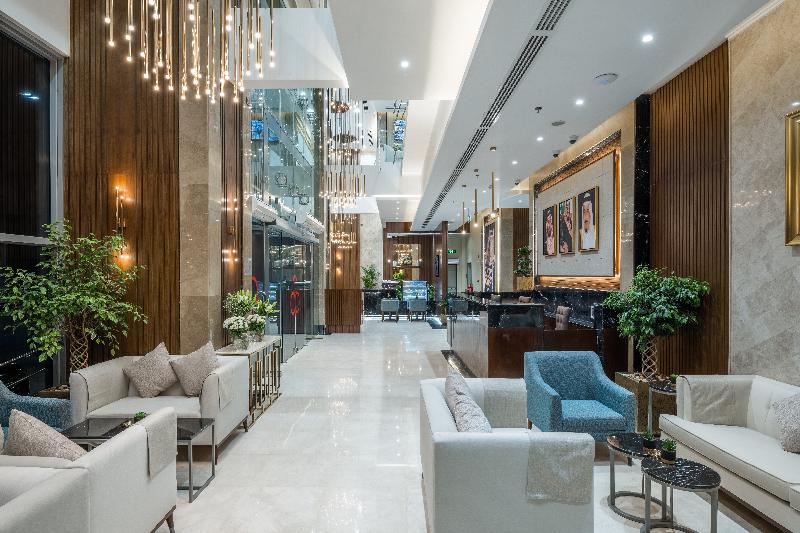 Lobby & Reception